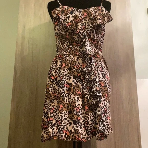 Leopard Print Mini Dress - Picture 7 of 9